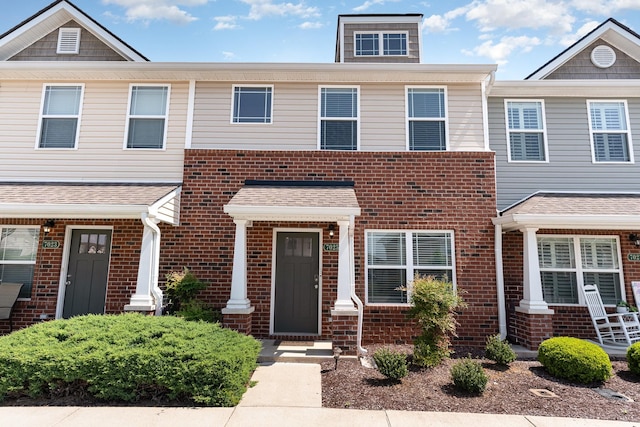 7025 Magnolia Crossings, Spring Hill, TN 37174 - multi unit property featuring brick siding