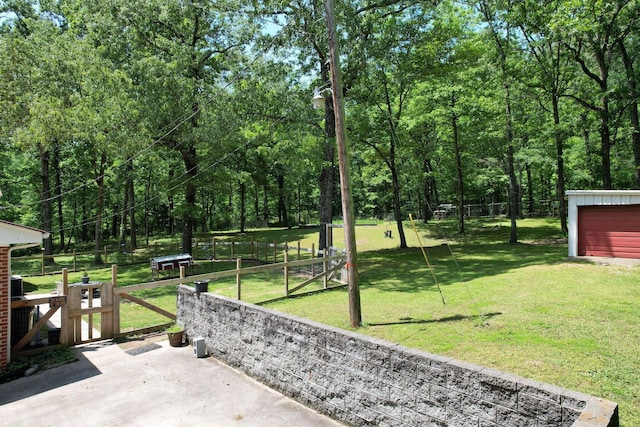 286 Pine Grove Rd, South Pittsburg, TN 37380 - view of yard featuring a gate and fence