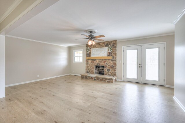 411 Willow Lake Dr, Portland, TN 37148 - unfurnished living room featuring baseboards, ornamental molding, light wood-type flooring, and ceiling fan