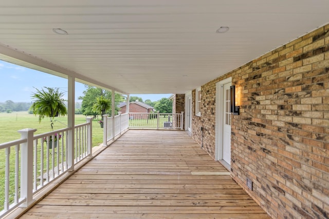 1025 Goshentown Rd, Hendersonville, TN 37075 - deck with covered porch and a lawn