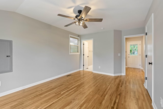 1025 Goshentown Rd, Hendersonville, TN 37075 - unfurnished room featuring light wood-type flooring, ceiling fan, baseboards, and electric panel