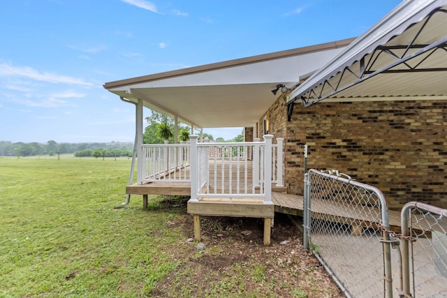 1025 Goshentown Rd, Hendersonville, TN 37075 - view of grassy yard with a wooden deck