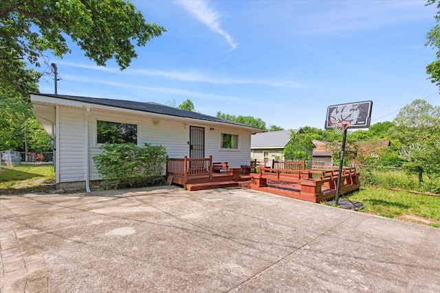 111 Stacker Dr, Clarksville, TN 37040 - back of house featuring a patio, fence, and a deck