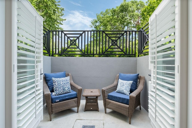 2004 Natchez Trce, Nashville, TN 37212 - view of patio