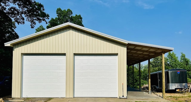 419 Swan Loop, Buchanan, TN 38222 - garage featuring a garage
