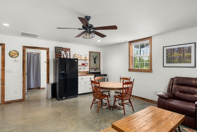 dining area featuring recessed lighting, baseboards, visible vents, and a ceiling fan