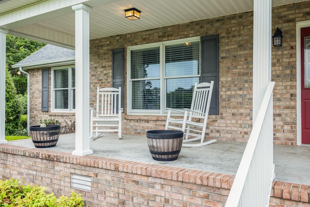 140 Keele Rd, Manchester, TN 37355 - view of patio / terrace with covered porch