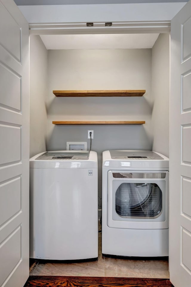 503B Acklen Park Dr, Nashville, TN 37205 - laundry room featuring laundry area and washing machine and dryer
