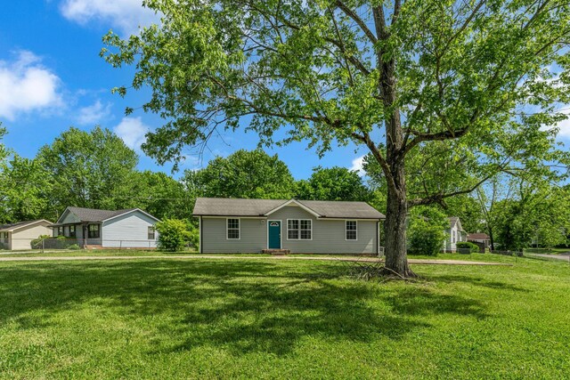 222 Mark Spitz Dr, Clarksville, TN 37042 - photo 3