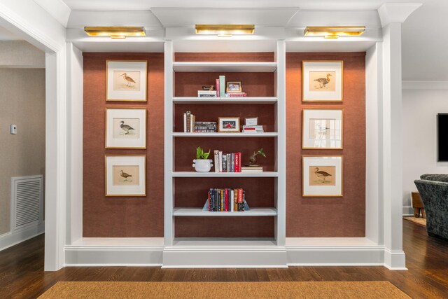 208 Carden Ave, Nashville, TN 37205 - pantry featuring visible vents