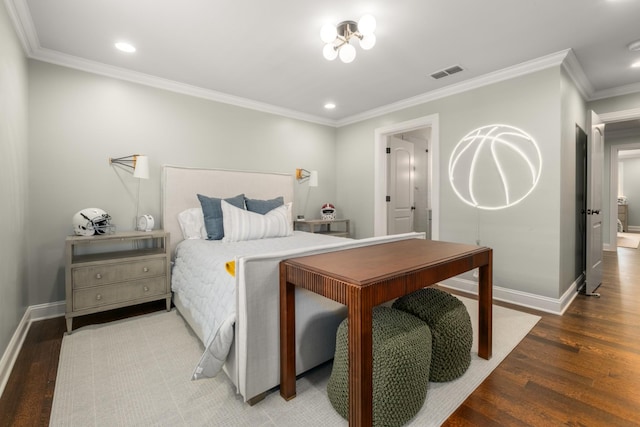 208 Carden Ave, Nashville, TN 37205 - bedroom with baseboards, recessed lighting, wood finished floors, and visible vents