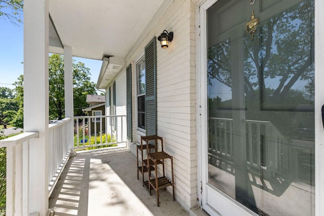 2821 Galesburg Dr, Nashville, TN 37217 - balcony featuring covered porch