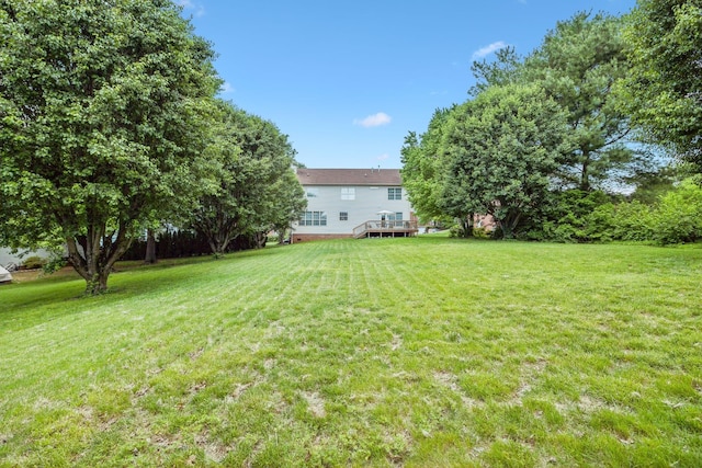 104 Drayton Ct, Franklin, TN 37067 - view of yard with a deck