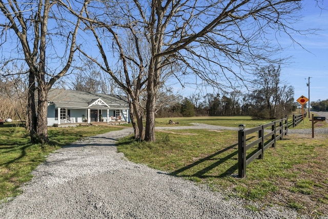 1614 Wade Rd, Lewisburg, TN 37091 - view of dirt / gravel driveway