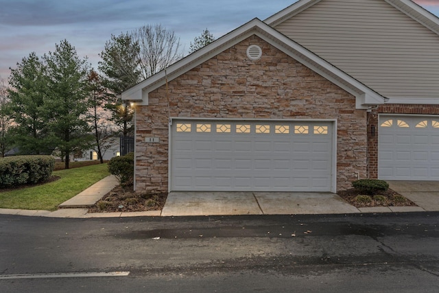 800 S Browns Ln Unit I1, Gallatin, TN 37066 - view of garage