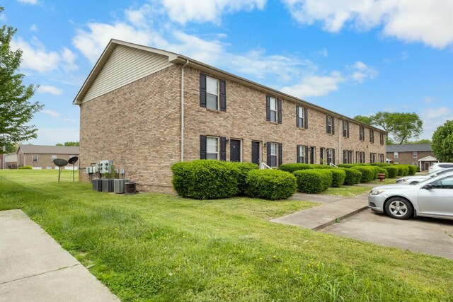 2450 Caroline Dr, Clarksville, TN 37042 - photo 1