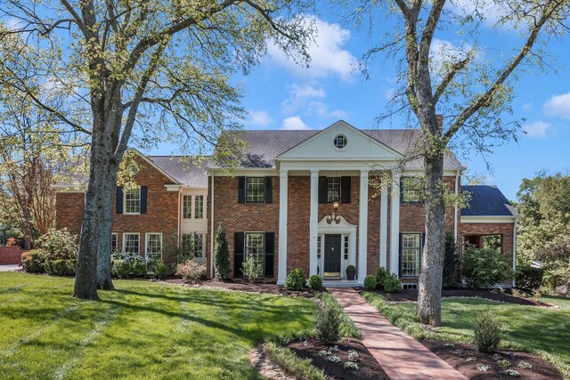 2433 Golf Club Ln, Nashville, TN 37215 - photo 1