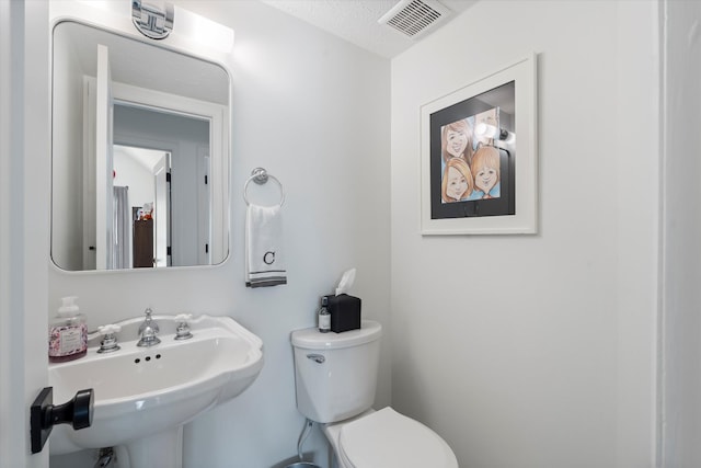 5960 Lickton Pike, Goodlettsville, TN 37072 - half bath with visible vents, a sink, and toilet