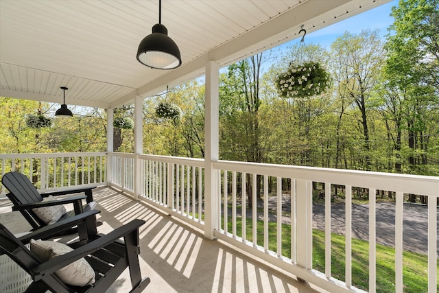 5960 Lickton Pike, Goodlettsville, TN 37072 - balcony featuring a porch