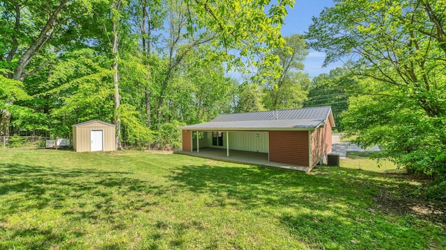 3120 Trenton Rd, Clarksville, TN 37040 - view of yard with central AC, fence, an outbuilding, and a shed