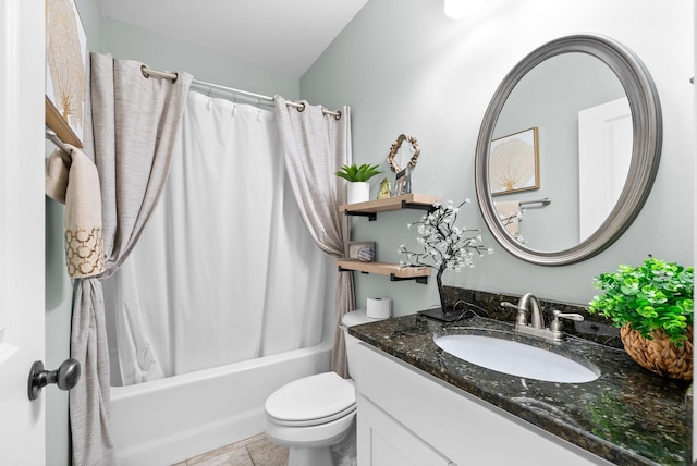 1005 Felts Dr, Clarksville, TN 37043 - full bathroom with toilet, shower / bath combo with shower curtain, and vanity