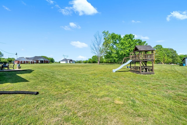 1005 Felts Dr, Clarksville, TN 37043 - view of yard with playground community
