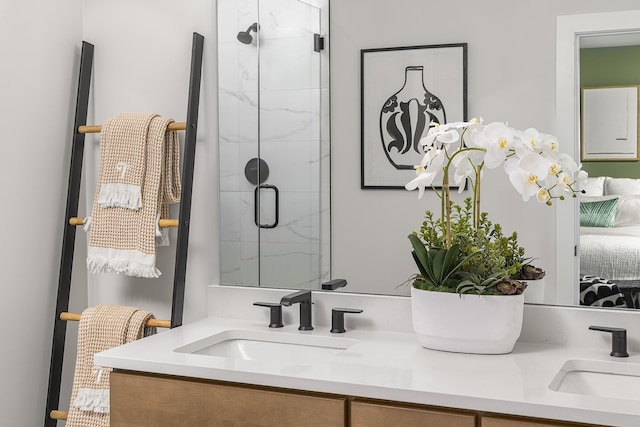 717 41st Ave N, Nashville, TN 37209 - full bath featuring a stall shower and double vanity