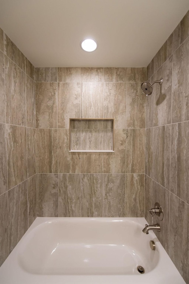 bathroom featuring shower / bathtub combination