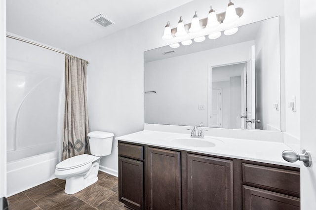 bathroom with visible vents, shower / tub combo with curtain, toilet, and vanity