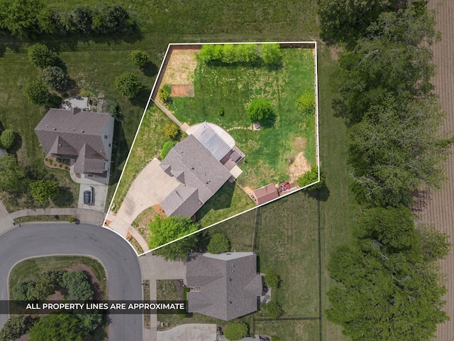 1237 Judge Cir, Clarksville, TN 37043 - photo 2