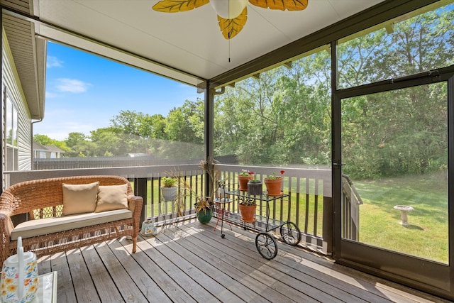 206 Hart Ln, Lebanon, TN 37087 - sunroom / solarium featuring a ceiling fan