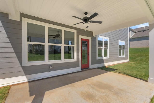 view of patio with a ceiling fan