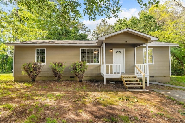 ranch-style house with crawl space