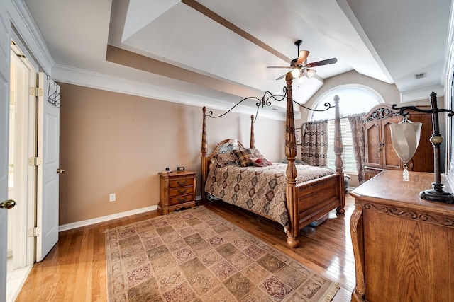 116 N Wynridge Way, Goodlettsville, TN 37072 - bedroom featuring light wood finished floors, lofted ceiling, baseboards, and ceiling fan