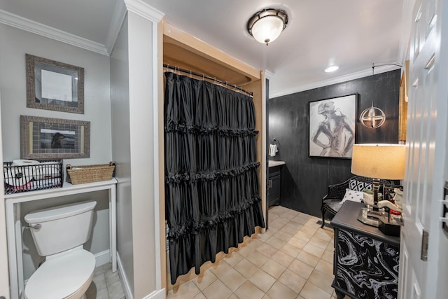 full bath featuring tile patterned flooring, a fireplace, toilet, curtained shower, and ornamental molding
