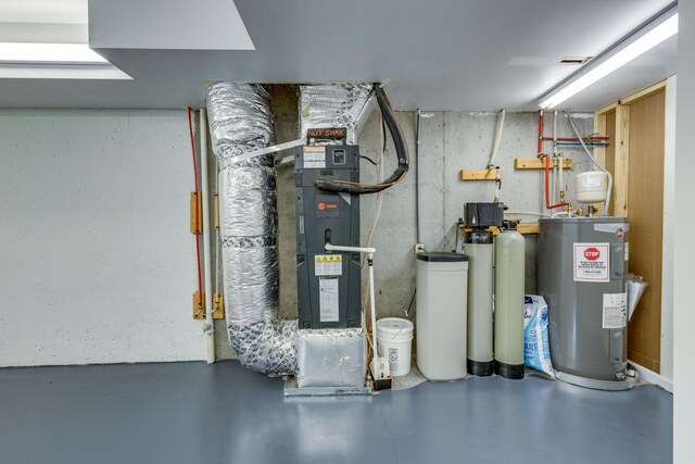 1545 Gravel Hill Rd, Columbia, TN 38401 - utilities featuring water heater and heating unit