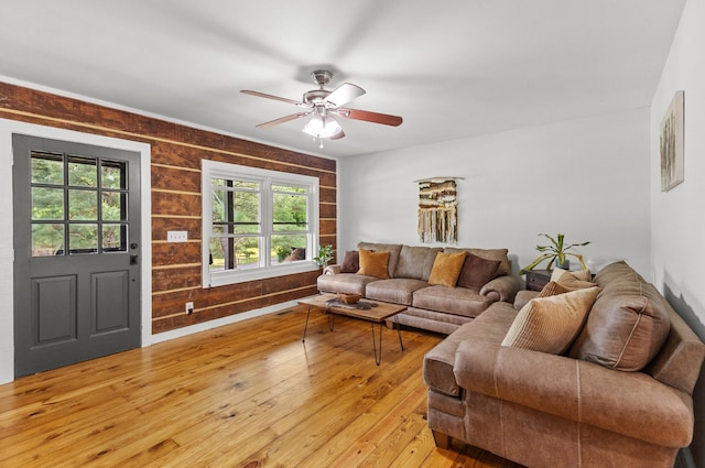 3124 Southall Rd, Franklin, TN 37064 - living area featuring light wood-type flooring, healthy amount of natural light, and a ceiling fan