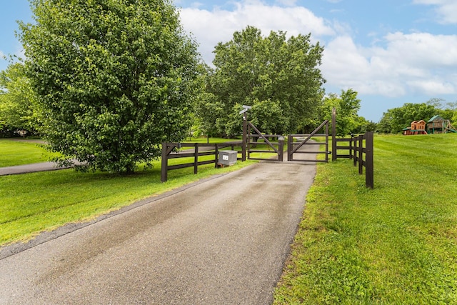 3124 Southall Rd, Franklin, TN 37064 - view of asphalt driveway