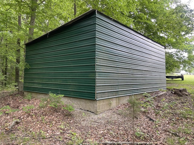 view of side of property