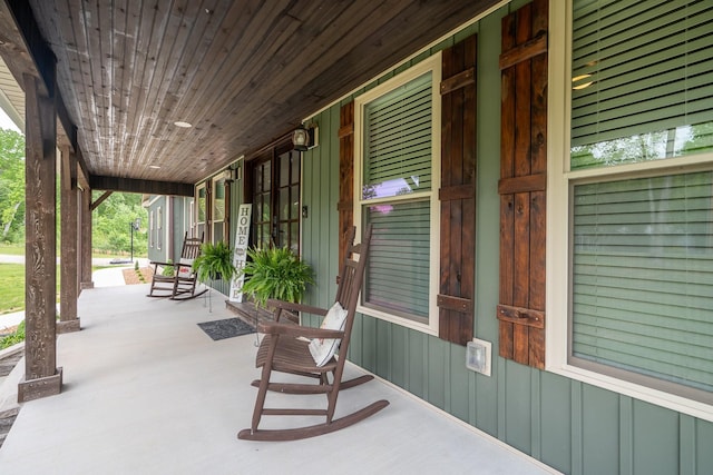 217 Rockhouse Rd, Hohenwald, TN 38462 - view of patio featuring covered porch