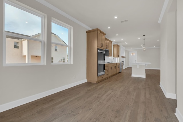 1105 Codah Dr, Mount Juliet, TN 37122 - kitchen featuring baseboards, visible vents, wood finished floors, and double oven