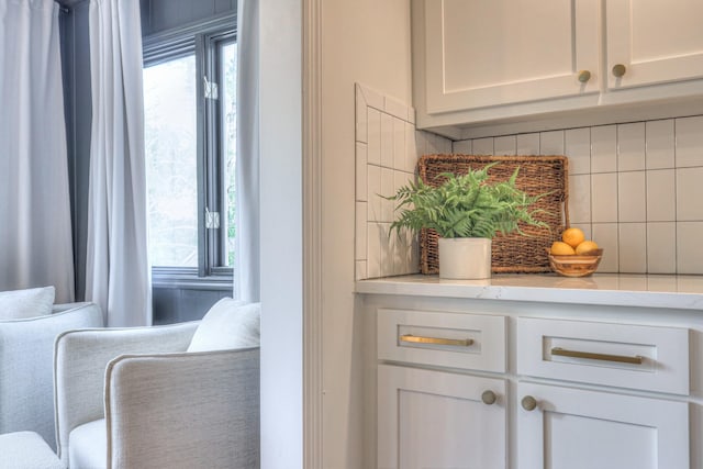 601 Foxborough Sq W, Brentwood, TN 37027 - detailed view of backsplash