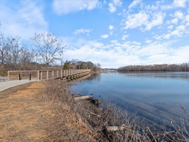 180 Edgewood Dr, Hendersonville, TN 37075 - property view of water
