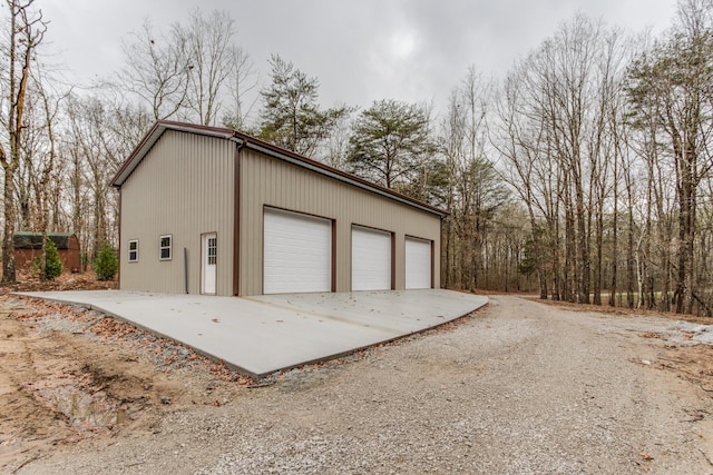 view of detached garage