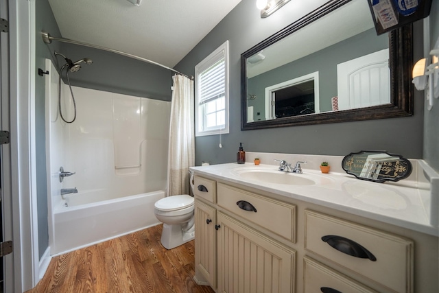 215 Desperado Ave, Pulaski, TN 38478 - bathroom with toilet, shower / bath combination with curtain, wood finished floors, and vanity