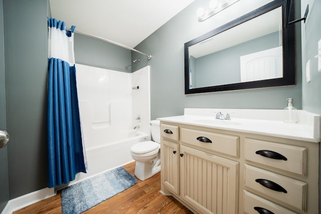 215 Desperado Ave, Pulaski, TN 38478 - full bath featuring vanity, shower / bathtub combination with curtain, toilet, and wood finished floors