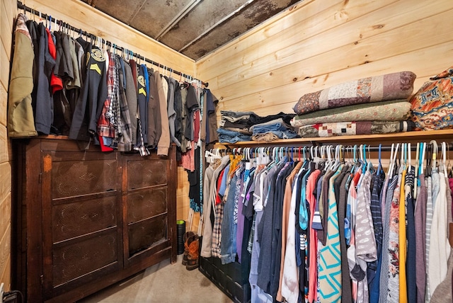 4231 Lylewood Rd, Indian Mound, TN 37079 - view of walk in closet