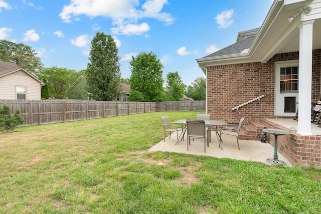 165 Daffodil Dr, Tullahoma, TN 37388 - view of yard featuring a patio