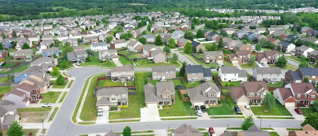 bird's eye view with a residential view