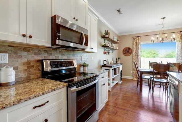 5014 Rainier Dr, Chapel Hill, TN 37034 - kitchen featuring stainless steel appliances, a chandelier, ornamental molding, white cabinets, and open shelves